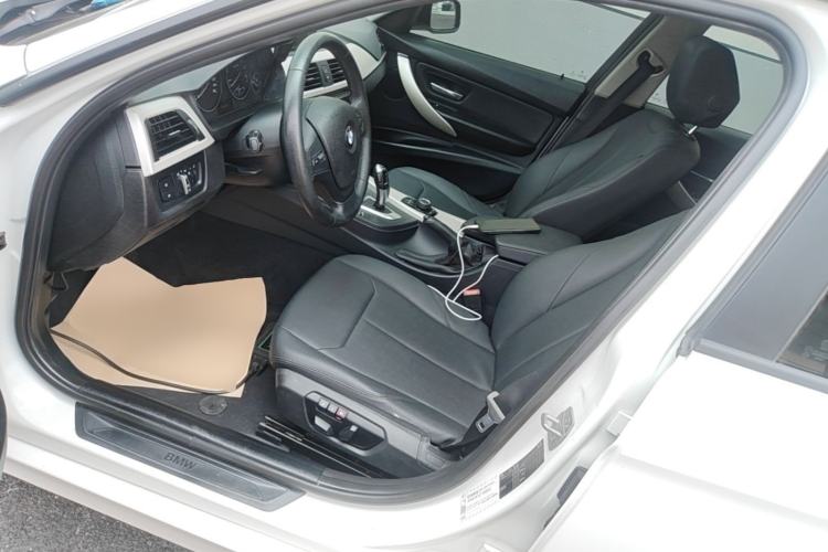 Used BMW 3 Series 2015 316i Active Edition Left Front Seat