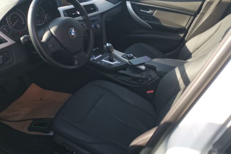 Used BMW 3 Series 2015 320Li Luxury Edition Fashion Model Left Front Seat