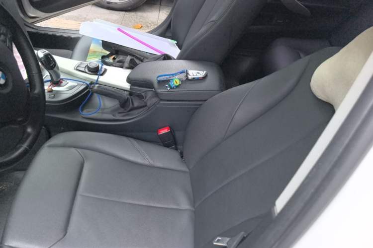 Used BMW 3 Series 2015 320Li Luxury Edition Fashion Model Left Front Seat