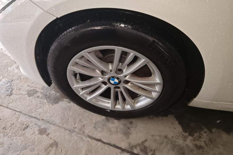 Used BMW 3 Series 2015 320Li Luxury Edition Fashion Model Left Front Wheel Hub