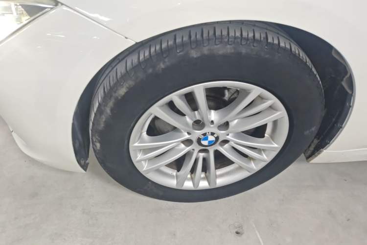 Used BMW 3 Series 2015 320Li Luxury Edition Fashion Model Left Front Wheel Hub
