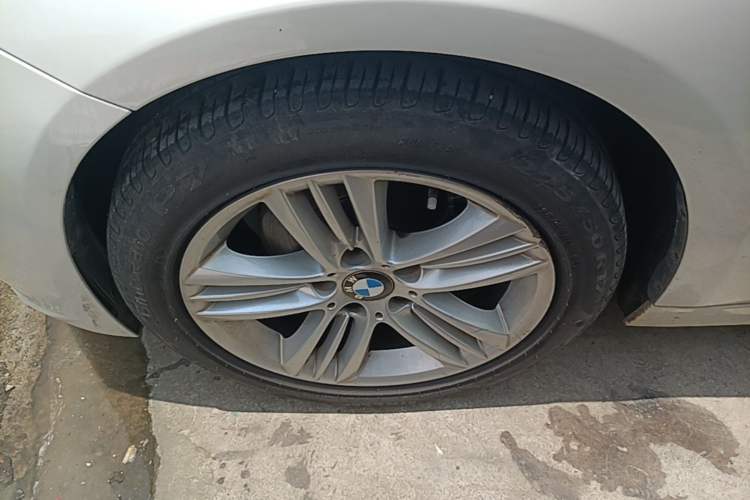 Used BMW 3 Series 2015 320Li Luxury Edition Fashion Model Left Front Wheel Hub