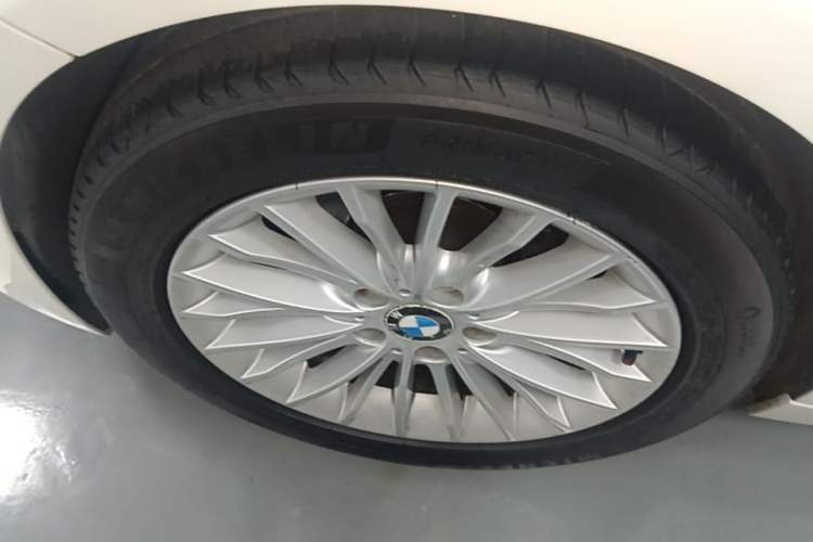 Used BMW 3 Series 2015 320Li Luxury Design Package Premium Edition Left Front Wheel Hub