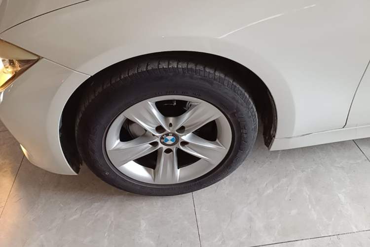 Used BMW 3 Series 2015 320i Active Edition Left Front Wheel Hub