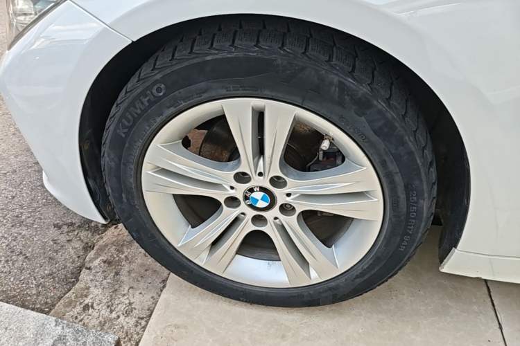 Used BMW 3 Series 2015 316i Sport Design Package Left Front Wheel Hub