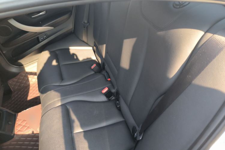 Used BMW 3 Series 2015 320Li Luxury Edition Fashion Model Left Rear Seat