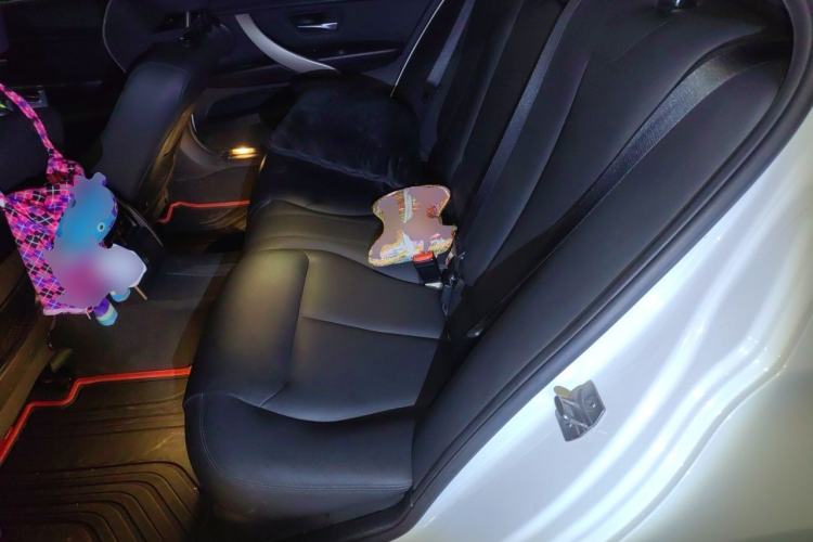 Used BMW 3 Series 2015 320Li Luxury Edition Fashion Model Left Rear Seat