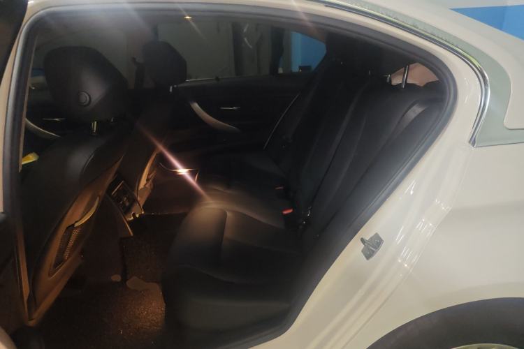 Used BMW 3 Series 2015 320Li Fashion Model Left Rear Seat
