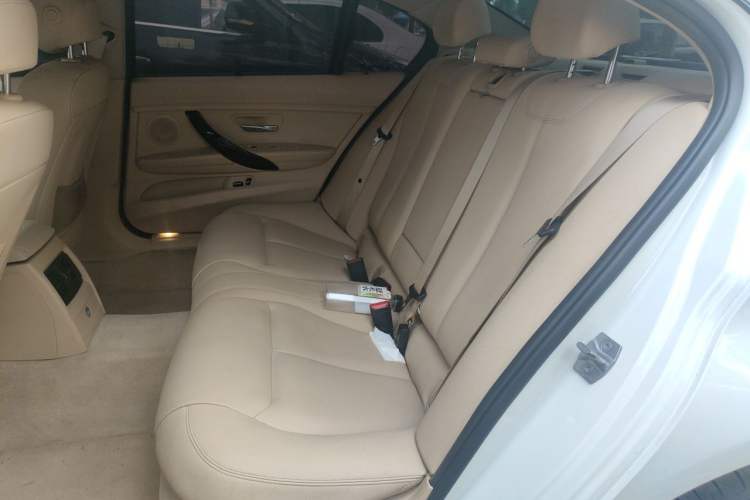 Used BMW 3 Series 2015 320Li Luxury Edition Fashion Model Left Rear Seat