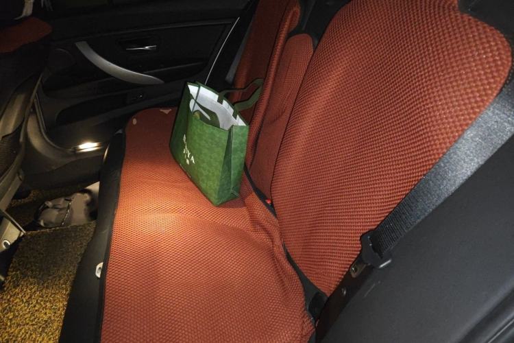 Used BMW 3 Series 2015 320Li Luxury Edition Fashion Model Left Rear Seat