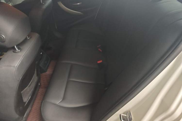 Used BMW 3 Series 2015 320i Fashion Model Left Rear Seat