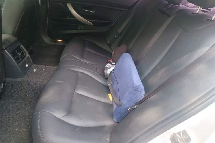 Used BMW 3 Series 2015 320Li Luxury Edition Fashion Model Left Rear Seat