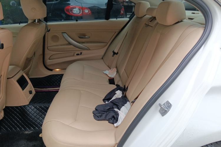Used BMW 3 Series 2015 316Li Fashion Model Left Rear Seat