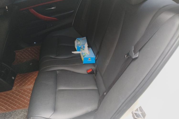 Used BMW 3 Series 2015 320Li Luxury Edition Fashion Model Left Rear Seat