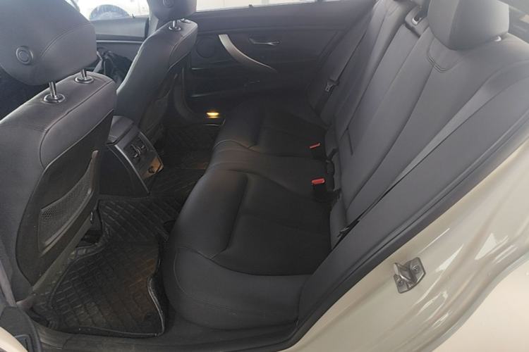 Used BMW 3 Series 2015 320Li Luxury Edition Fashion Model Left Rear Seat