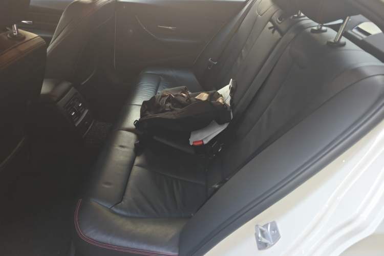 Used BMW 3 Series 2015 320i Sport Design Package Left Rear Seat
