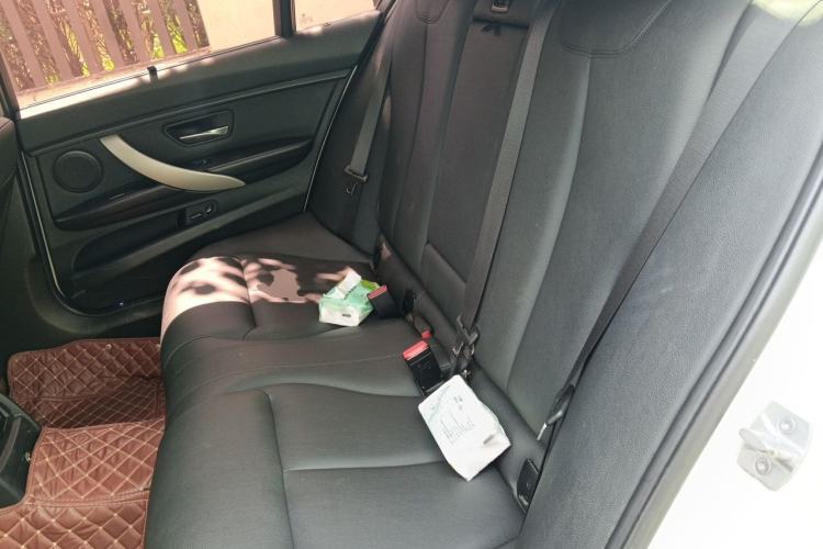 Used BMW 3 Series 2015 320Li Luxury Edition Fashion Model Left Rear Seat