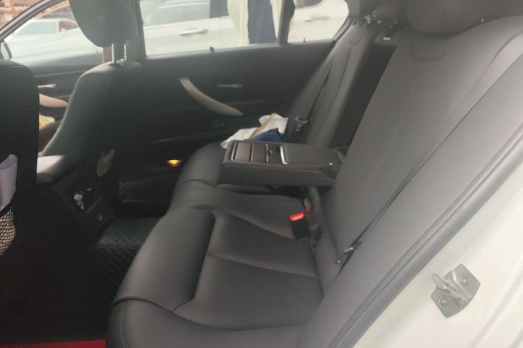 Used BMW 3 Series 2015 320Li Fashion Model Left Rear Seat