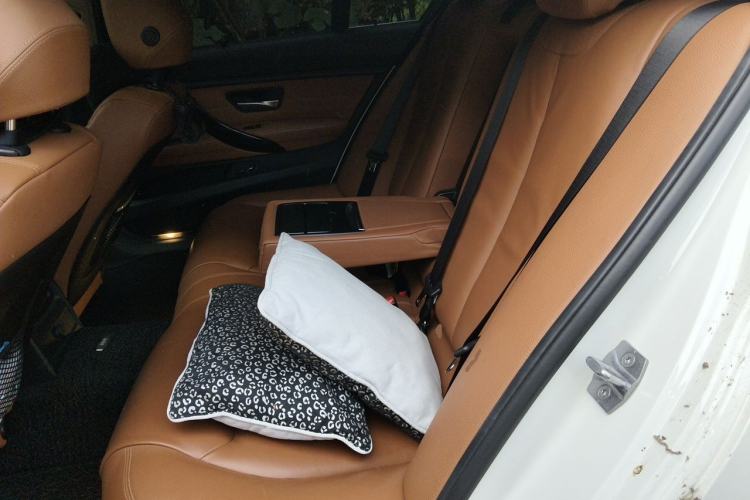 Used BMW 3 Series 2015 320Li Luxury Design Package Premium Edition Left Rear Seat