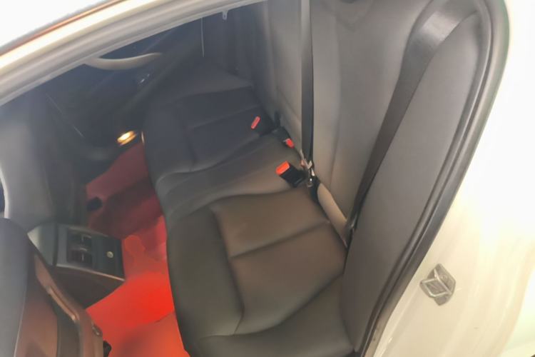 Used BMW 3 Series 2015 320Li Luxury Edition Fashion Model Left Rear Seat