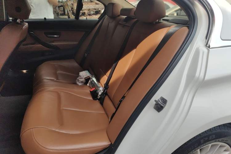 Used BMW 3 Series 2015 320Li Luxury Design Package Premium Edition Left Rear Seat