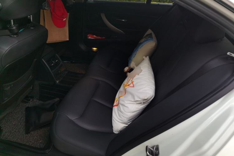 Used BMW 3 Series 2015 320Li Luxury Edition Fashion Model Left Rear Seat