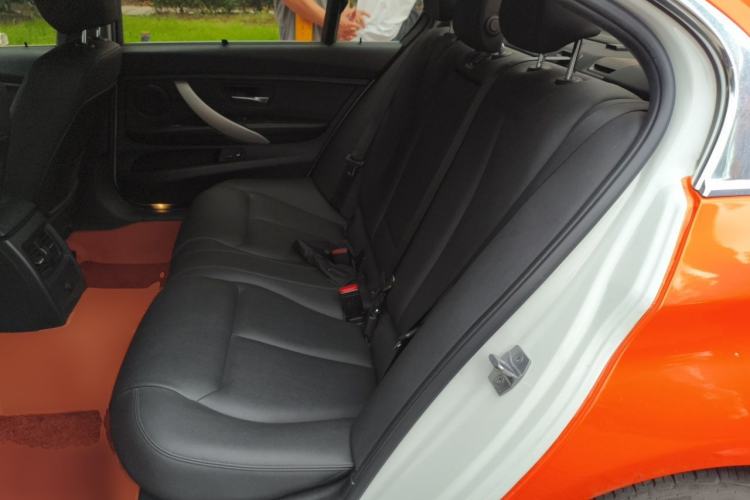 Used BMW 3 Series 2015 320Li Fashion Model Left Rear Seat