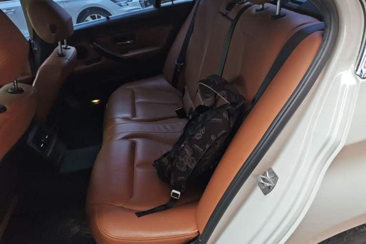 Used BMW 3 Series 2015 320Li Luxury Design Package Premium Edition Left Rear Seat