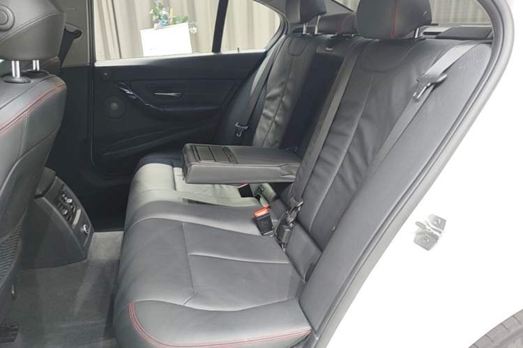 Used BMW 3 Series 2015 328i Sport Design Package Left Rear Seat