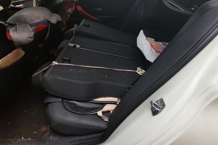Used BMW 3 Series 2015 320Li Luxury Edition Fashion Model Left Rear Seat