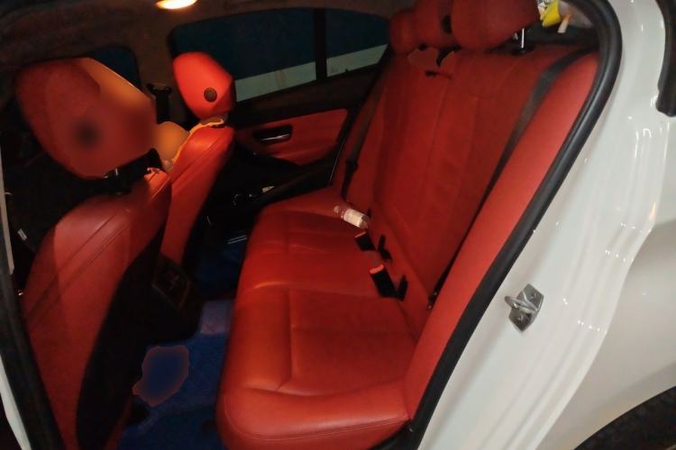 Used BMW 3 Series 2015 320i Luxury Edition Sports Design Package Left Rear Seat