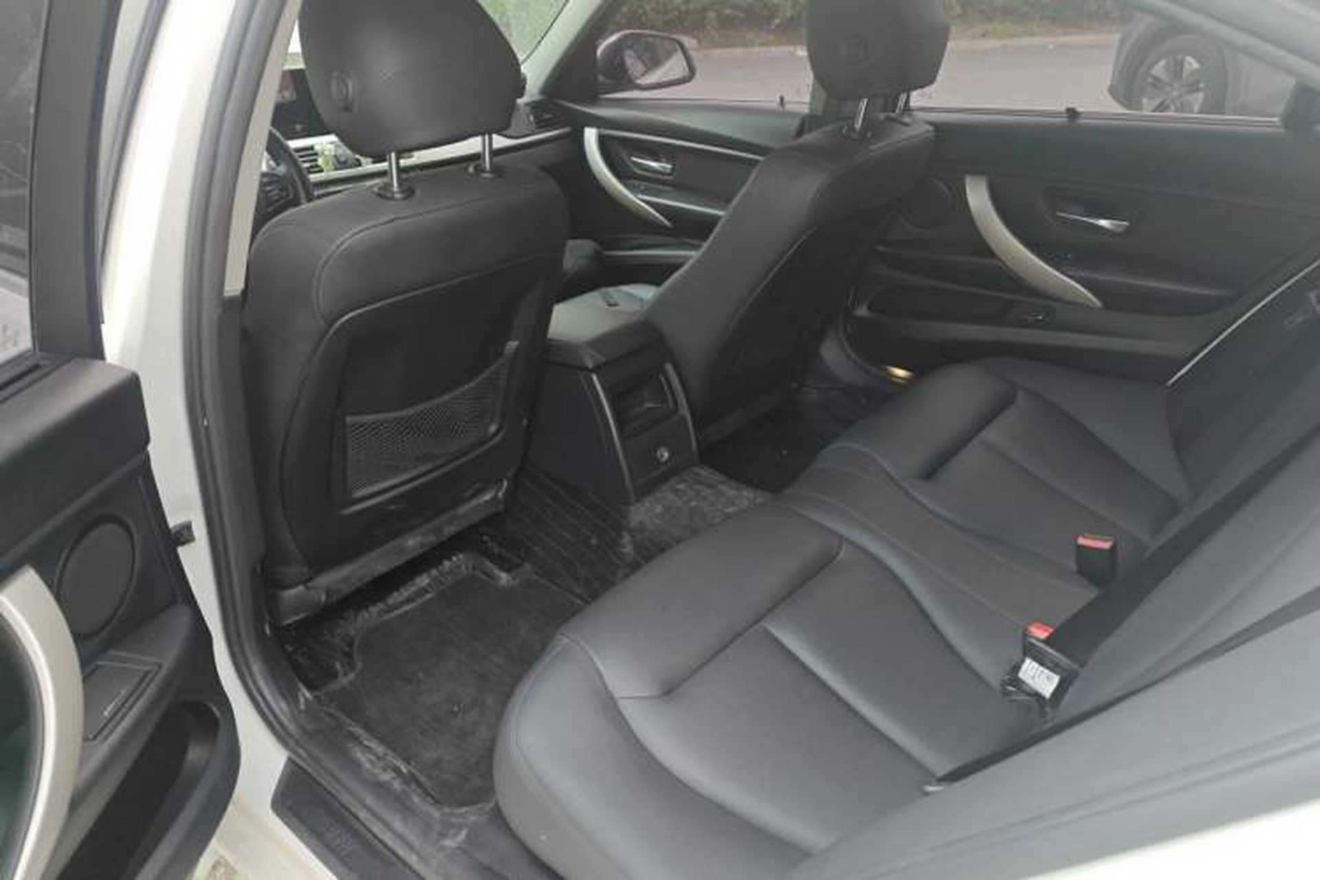 Used BMW 3 Series 2015 316Li Fashion Model Left Rear Seat