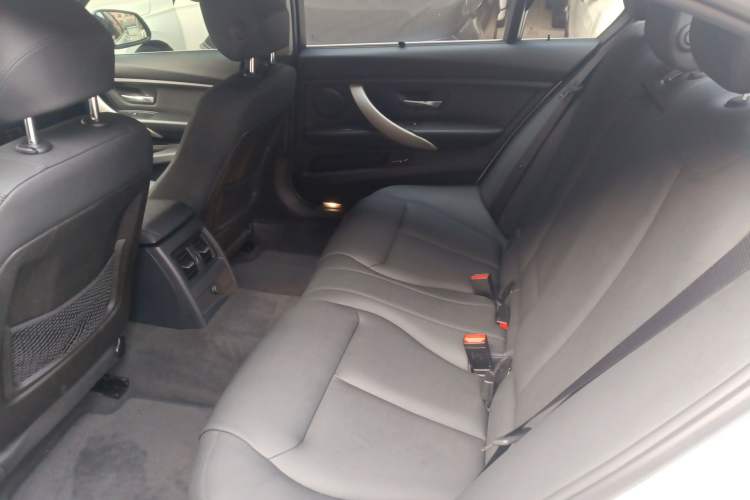 Used BMW 3 Series 2015 320Li Luxury Edition Fashion Model Left Rear Seat