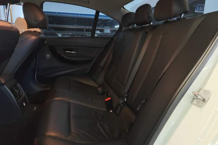 Used BMW 3 Series 2015 320i Sport Design Package Left Rear Seat