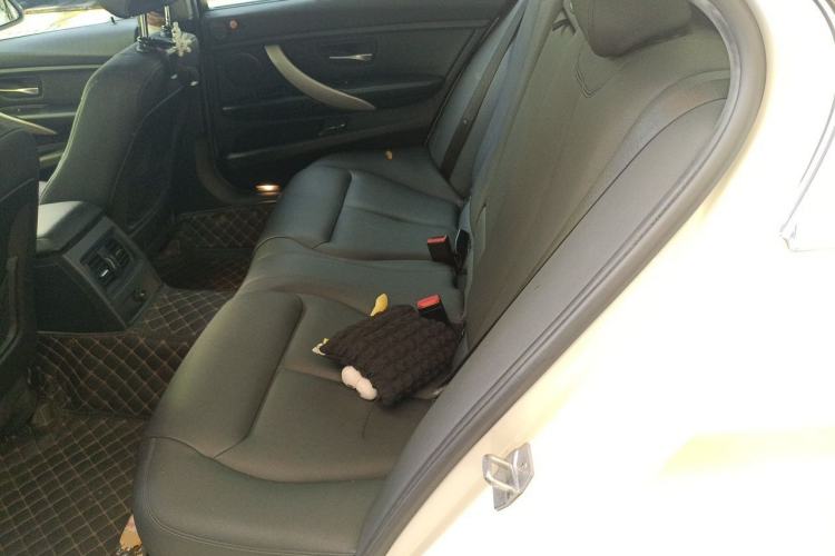 Used BMW 3 Series 2015 320Li Luxury Edition Fashion Model Left Rear Seat