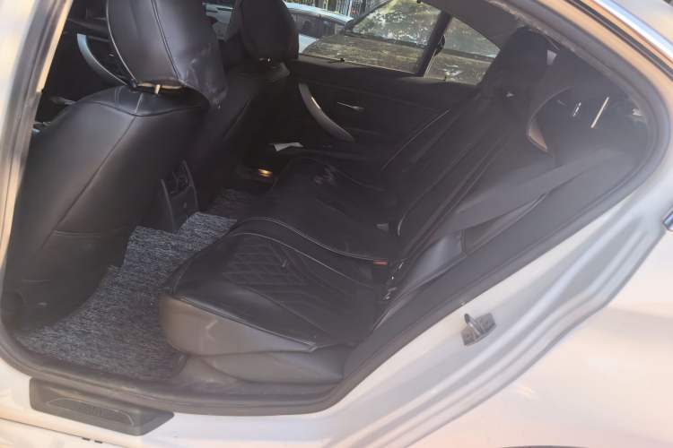 Used BMW 3 Series 2015 320Li Luxury Edition Fashion Model Left Rear Seat