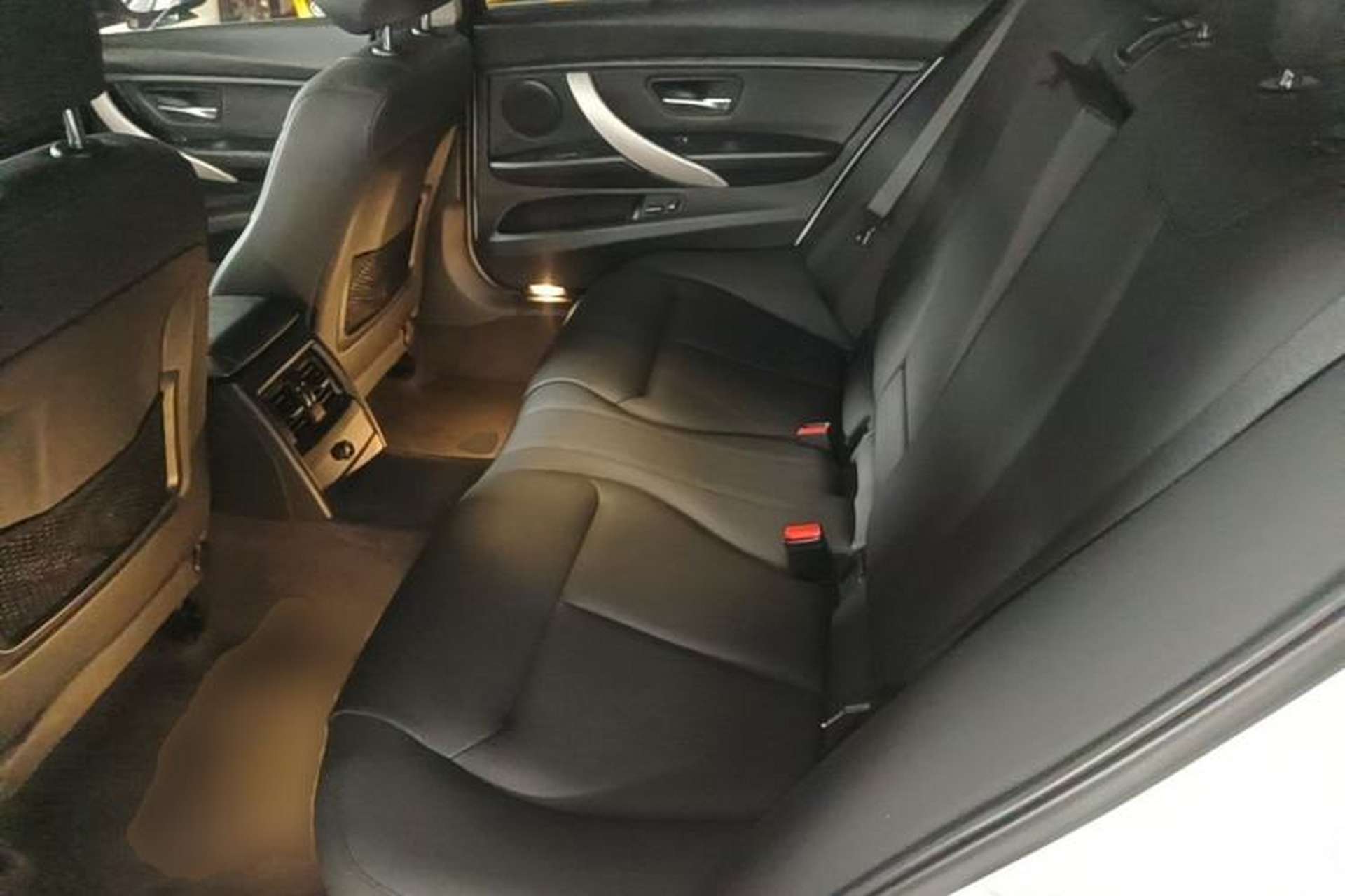 Used BMW 3 Series 2015 320Li Luxury Edition Fashion Model Left Rear Seat
