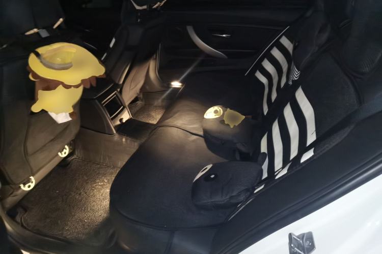 Used BMW 3 Series 2015 316Li Fashion Model Left Rear Seat