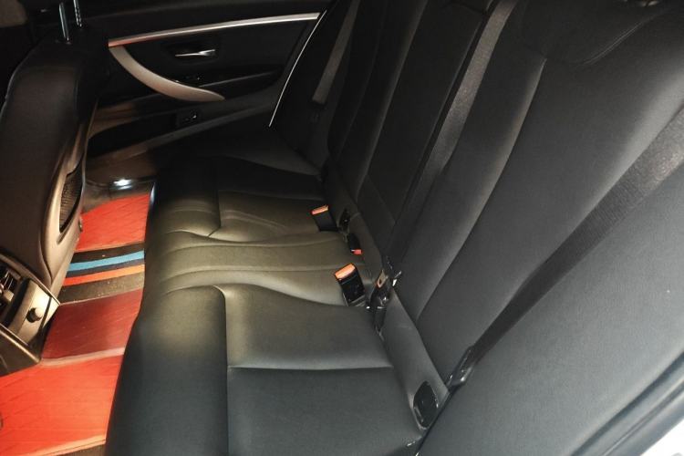 Used BMW 3 Series 2015 320Li Luxury Edition Fashion Model Left Rear Seat