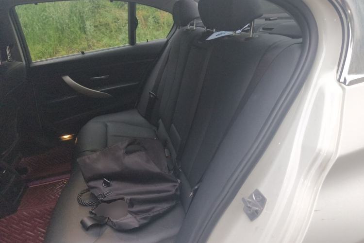 Used BMW 3 Series 2015 320Li Luxury Edition Fashion Model Left Rear Seat