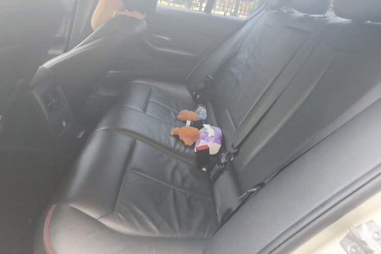 Used BMW 3 Series 2015 320i Sport Design Package Left Rear Seat