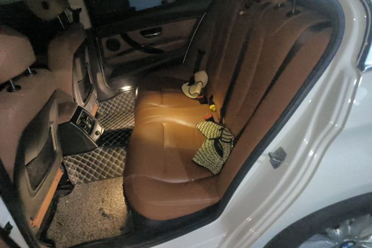 Used BMW 3 Series 2015 320Li Luxury Design Package Left Rear Seat