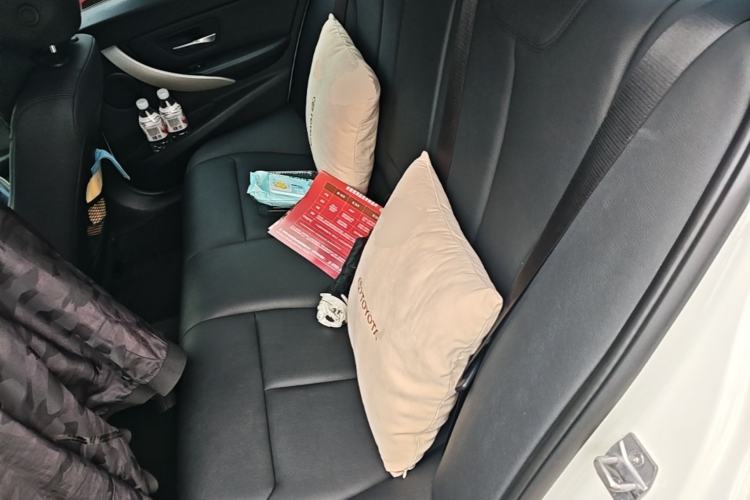 Used BMW 3 Series 2015 320i Fashion Model Left Rear Seat