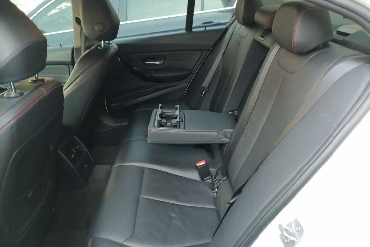 Used BMW 3 Series 2015 320i Sport Design Package Left Rear Seat