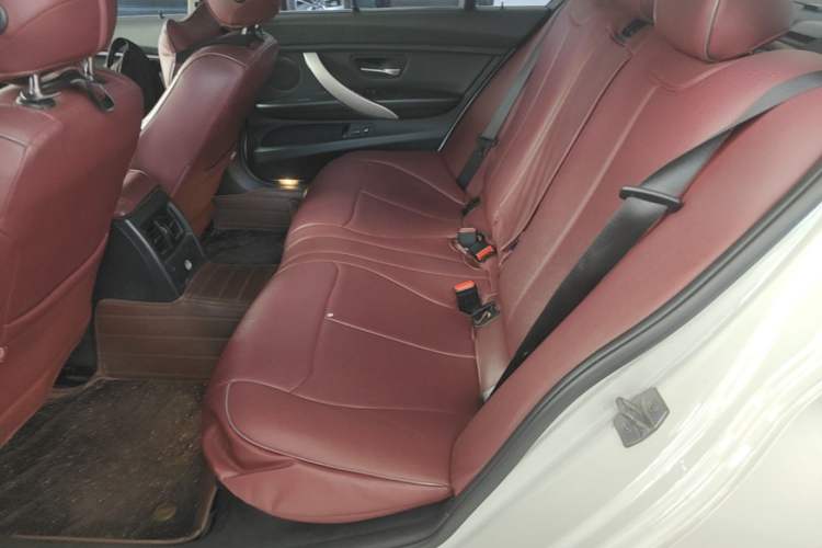 Used BMW 3 Series 2015 320Li Luxury Edition Fashion Model Left Rear Seat