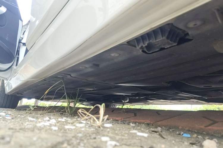 Used BMW 3 Series 2015 320Li Luxury Edition Fashion Model Left Side Sill