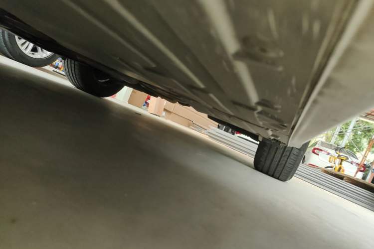 Used BMW 3 Series 2015 320Li Luxury Edition Fashion Model Left Side Sill