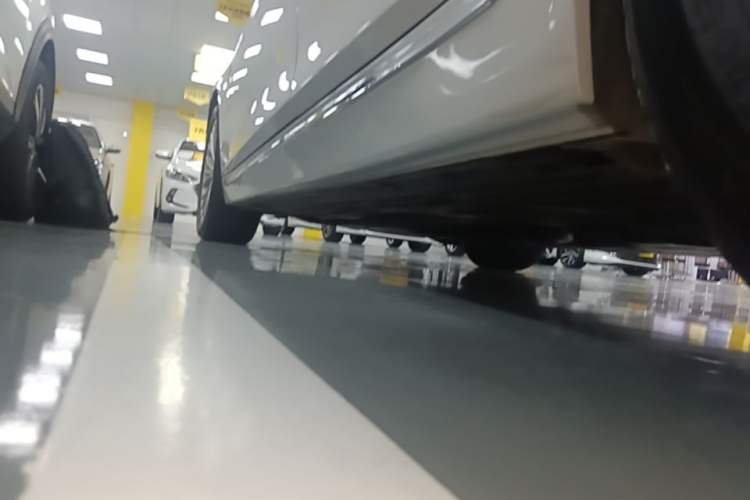 Used BMW 3 Series 2015 320Li Luxury Design Package Premium Edition Left Side Sill