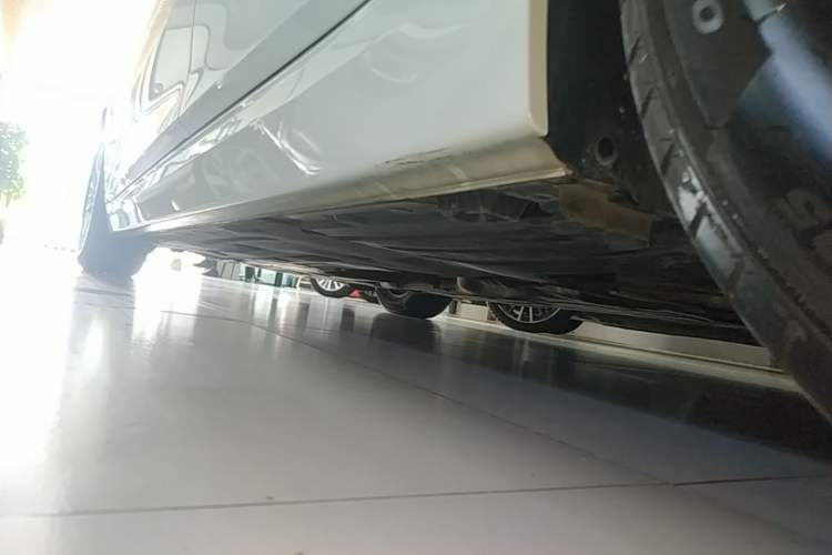 Used BMW 3 Series 2015 320Li Fashion Model Left Side Sill