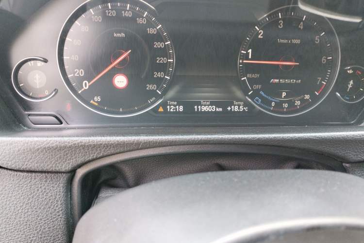 Used BMW 3 Series 2015 335Li Sport Design Package Odometer Close Up